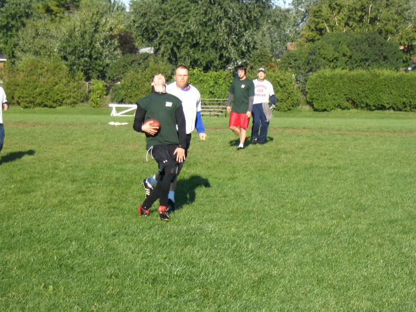8441-bmtfl-brad-tagged-by-bull-oct02-20051