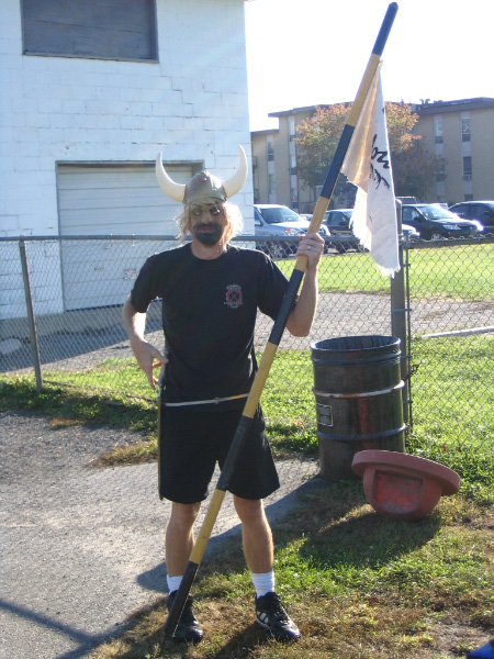 8448-bmtfl-viking-mother-flag-oct02-20058