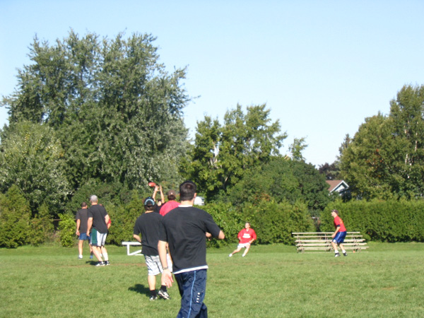 8472-bmtfl-vikings-vs-mothers-oct02-20052
