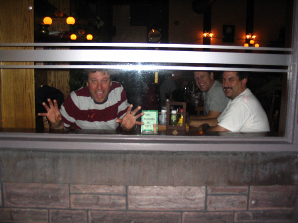 9266-bmtfl-keystorm-party-from-outside-nov05-2005