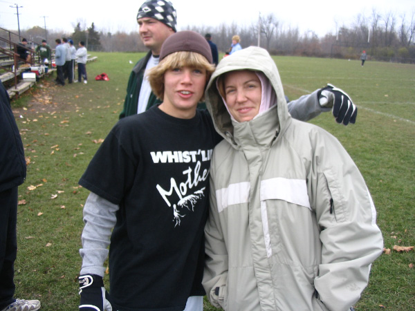 4180-bmtfl-jr-and-mom-nov05-2006