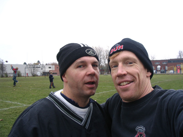 4190-bmtfl-tim-greg-former-team-mates-nov05-2006