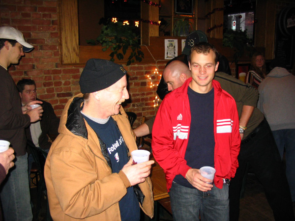 4531-bmtfl-party-000-nov18-2006