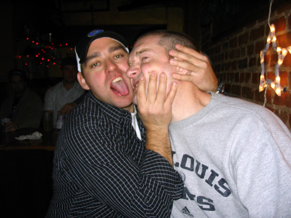 4638-bmtfl-party-000-nov18-2006