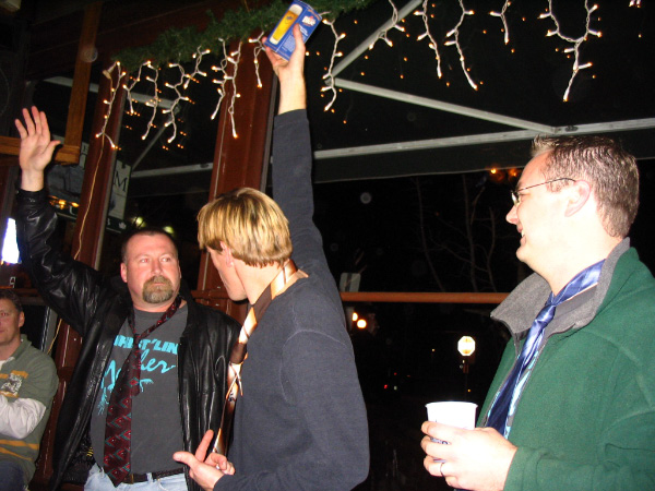 4720-bmtfl-party-000-nov18-2006