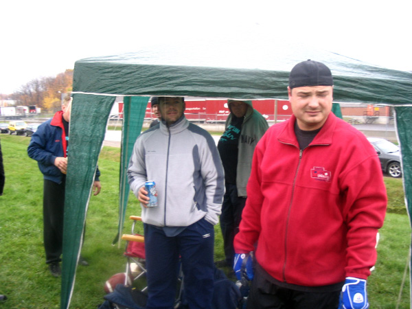 3936-bmtfl-mothers-and-rain-oct22-2006