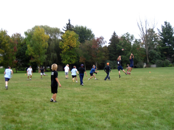 3436-BMTFL-jump-ball-sept17-2006