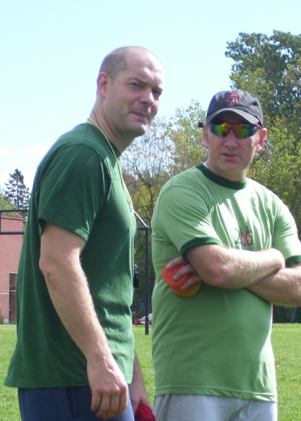 3555-0749-BMTFL-anyone-know-these-guys-sept24-2006