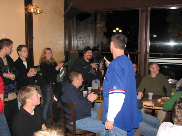 8659-BMTFL-Keystorm-party-000-nov10-2007