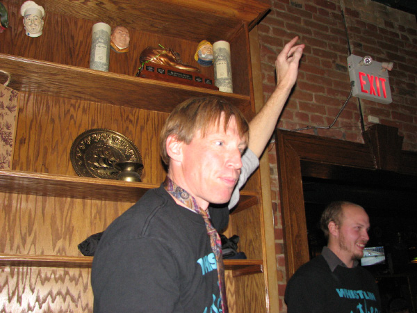 8676-BMTFL-Keystorm-party-000-nov10-2007