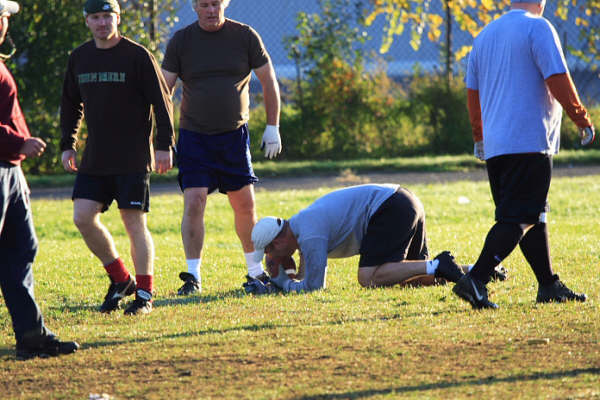 5749-1892-Photo-by-Ken-Scott-Browns-VS-Toolmen-000-oct12-2008.JPG
