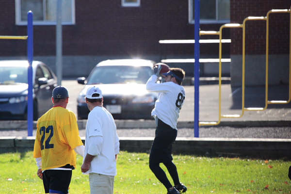 5749-2138-Photo-by-Ken-Scott-Freedom55-VS-Edugators-000-oct12-2008.JPG