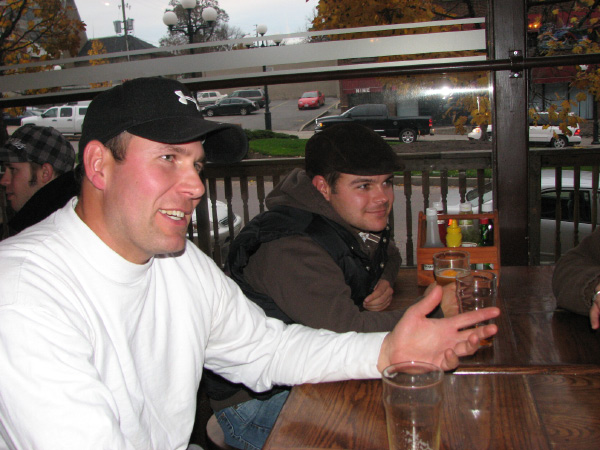 6770-BMTFL-KeyStorm-Pub-Party-000-nov08-2008