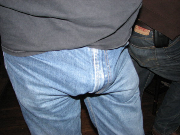 6783-BMTFL-KeyStorm-Pub-Party-000-nov08-2008