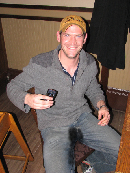6936-BMTFL-KeyStorm-Pub-Party-cr-wt-nov08-2008