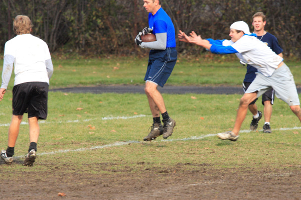 7180-2686-BMTFL-Championship-Photo-by-Ken-Scott-000-Nov08-2008
