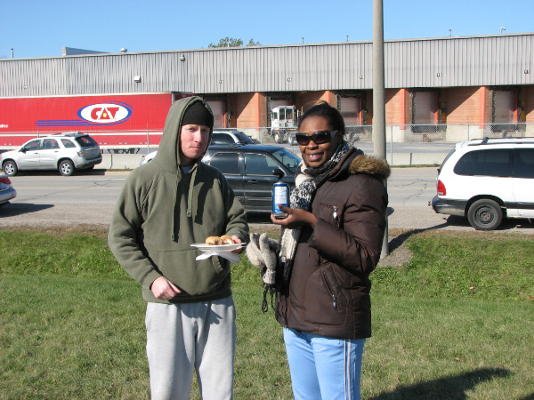 5098-BMTFL-BBQ-Day-00-oct18-2009
