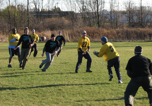 5549-BMTFL-Playoffs-week-1-00-nov01-2009