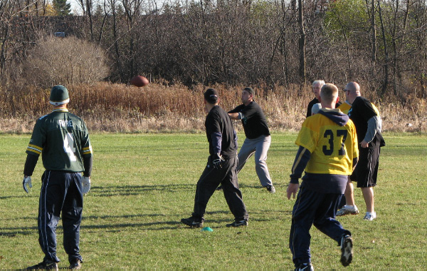 5569-BMTFL-Playoffs-week-1-00-nov01-2009