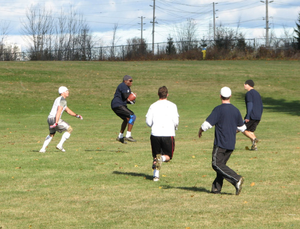 5640-BMTFL-Playoffs-week-1-00-nov01-2009