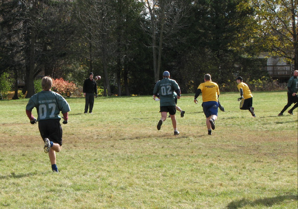 5664-BMTFL-Playoffs-week-1-00-nov01-2009