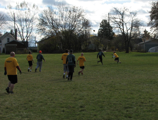 5671-BMTFL-Playoffs-week-1-00-nov01-2009