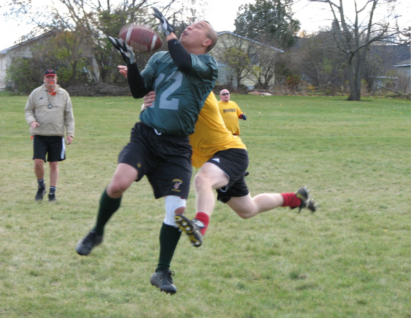 5672-BMTFL-Playoffs-week-1-00-nov01-2009