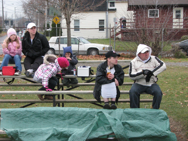 5961-BMTFL-Championship-Day-Games-00-nov14-2009